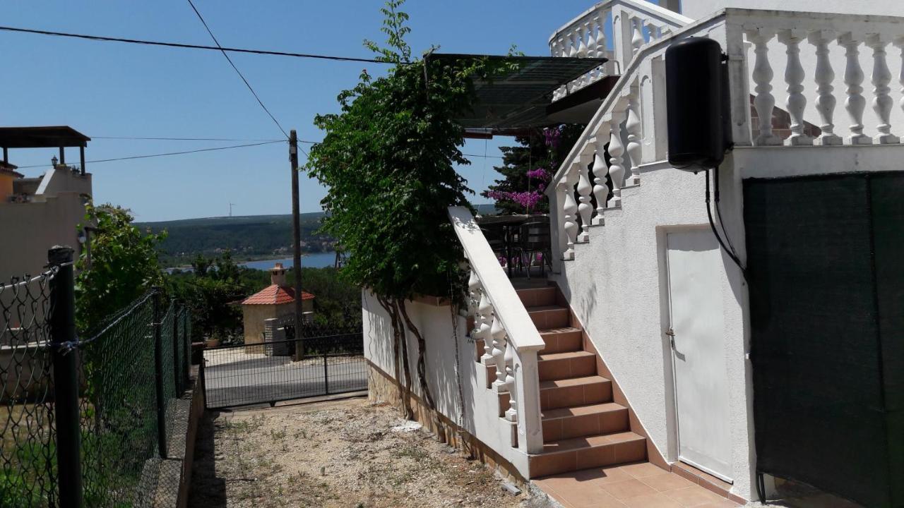 Apartment Ana Gornji Karin Luaran gambar