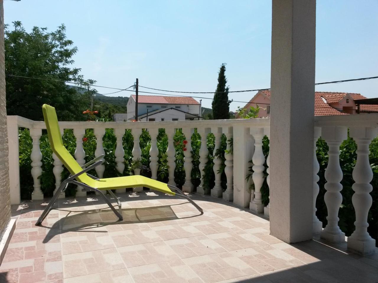 Apartment Ana Gornji Karin Luaran gambar